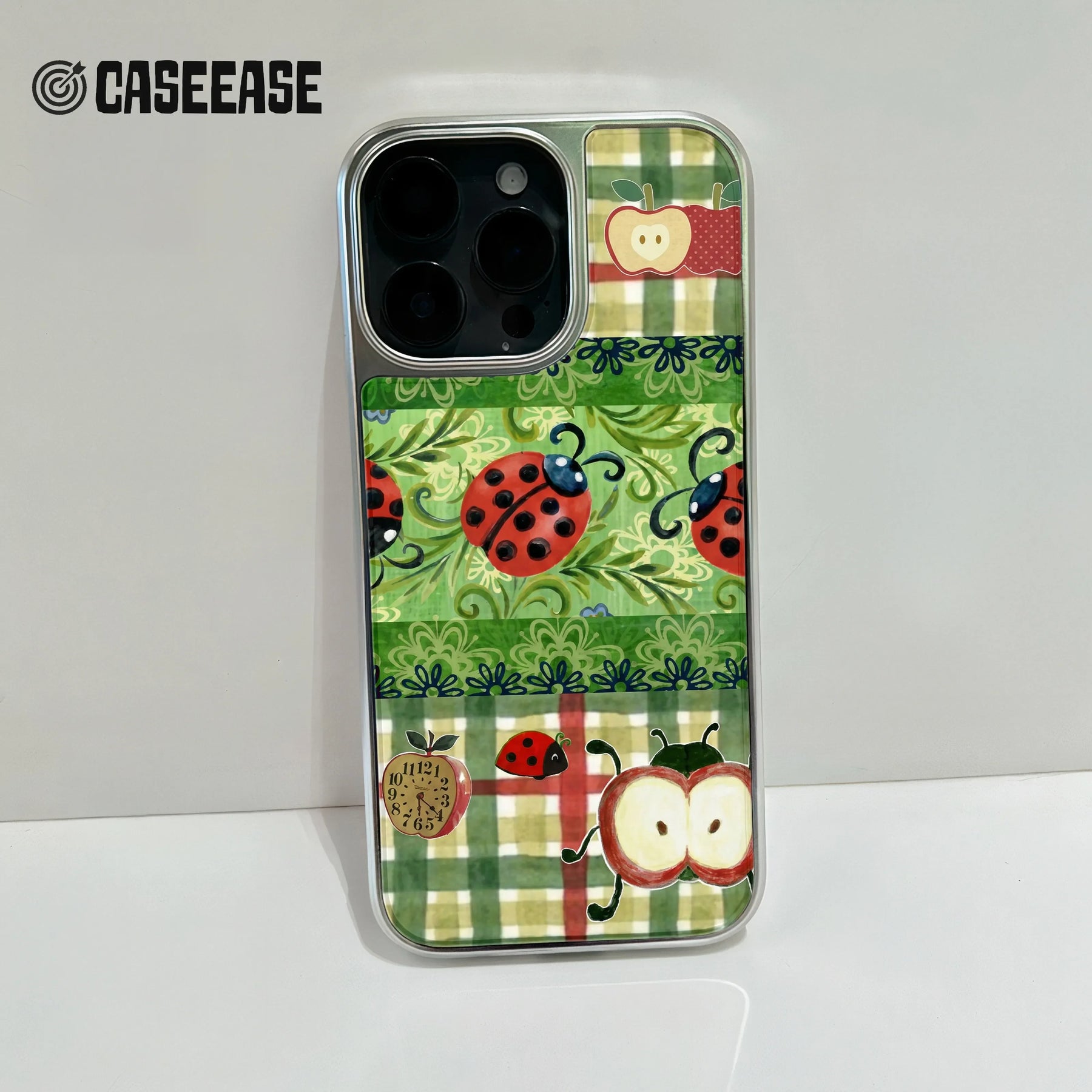 Funda para teléfono Apple con diseño de mariquita y manzana: un bonito diseño natural